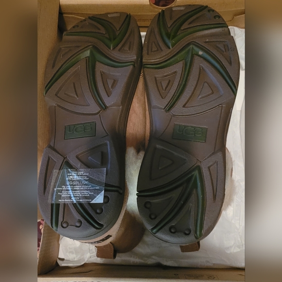 Ugg Sunburst Mini - Picture 5 of 5